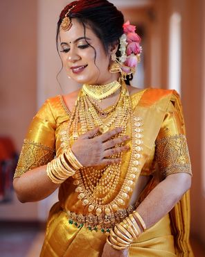 AMRA'S BRIDAL MAKEOVER STUDIO KANNUR